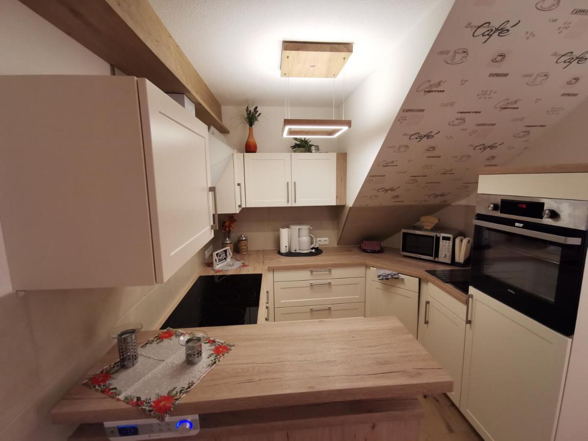 Ferienwohnung Und Pension Guertler Mohlsdorf Exterior foto